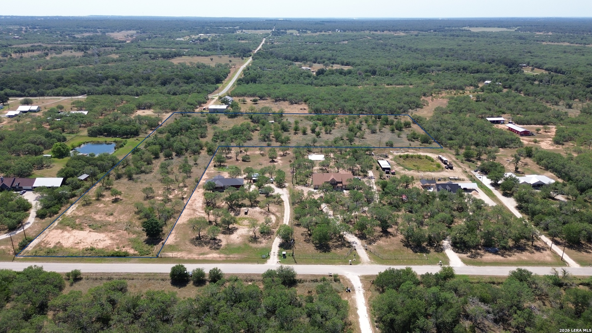 main property photo 4