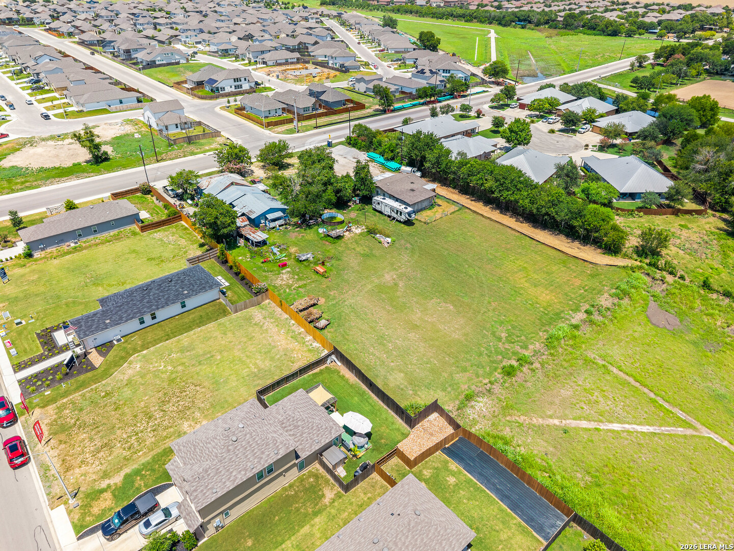 main property photo 6