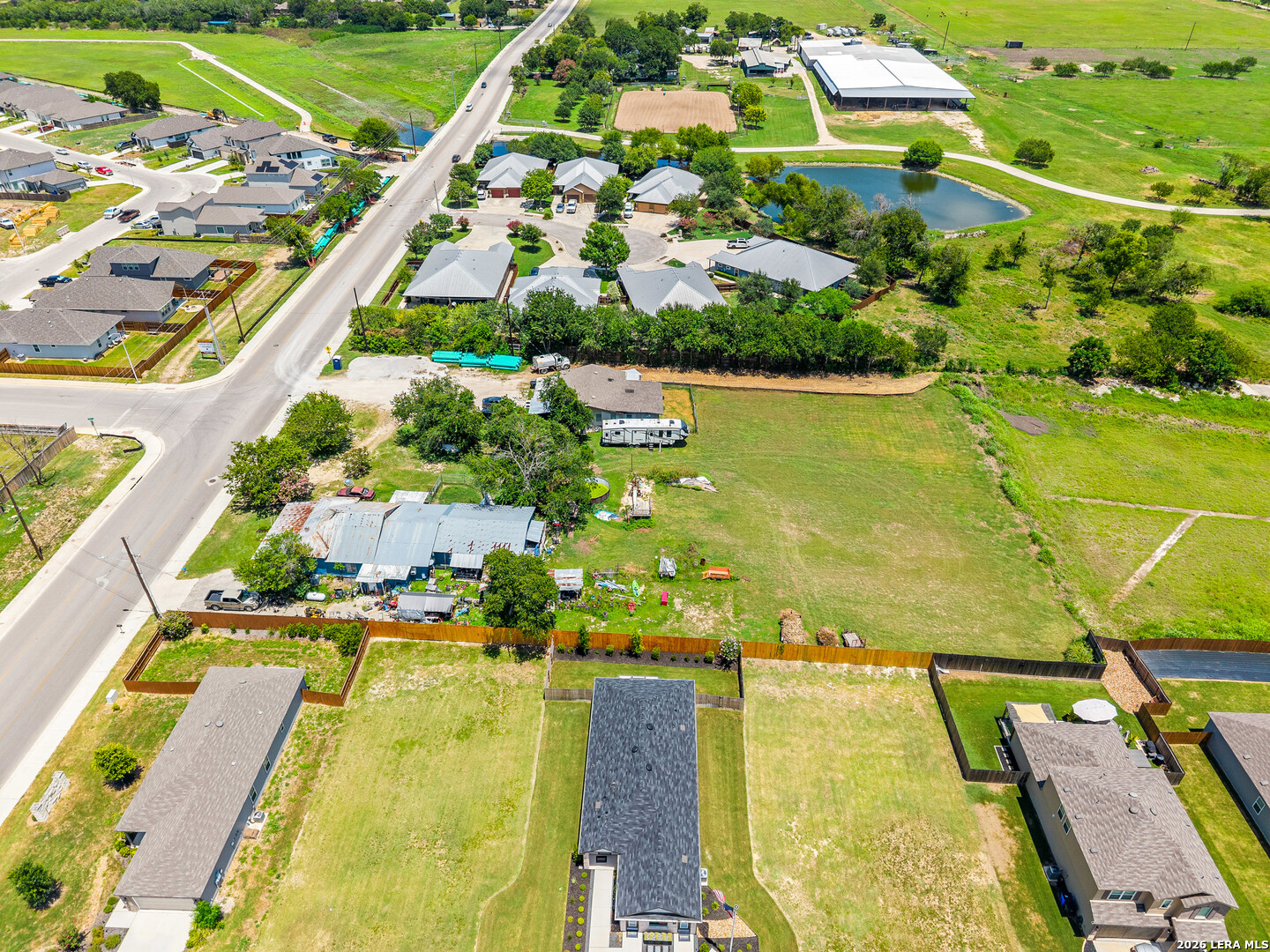main property photo 7