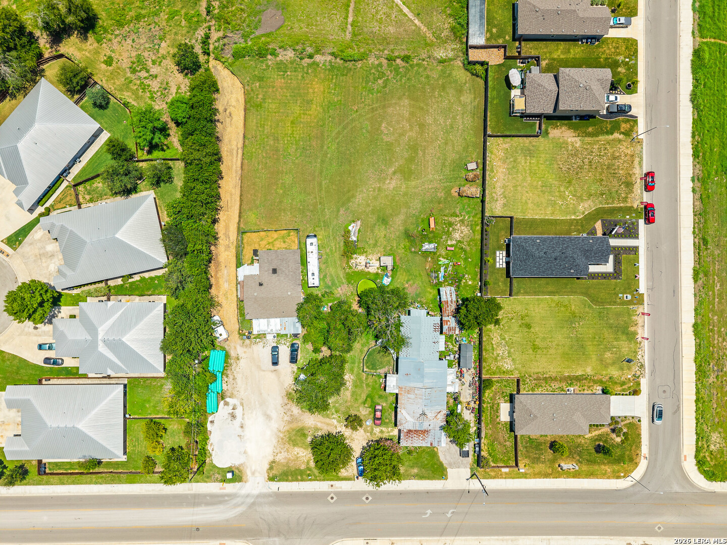 main property photo 9