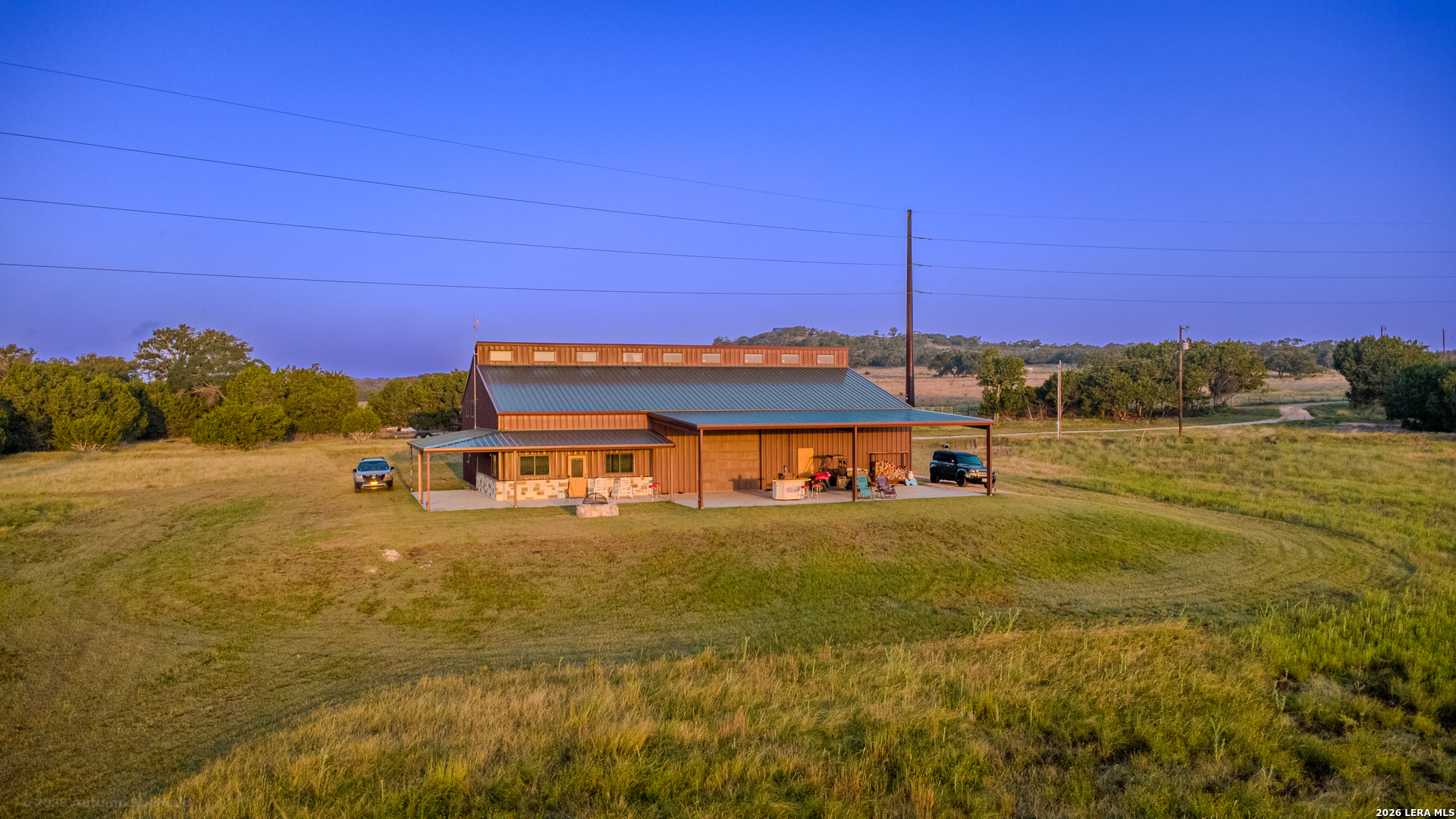 main property photo 12