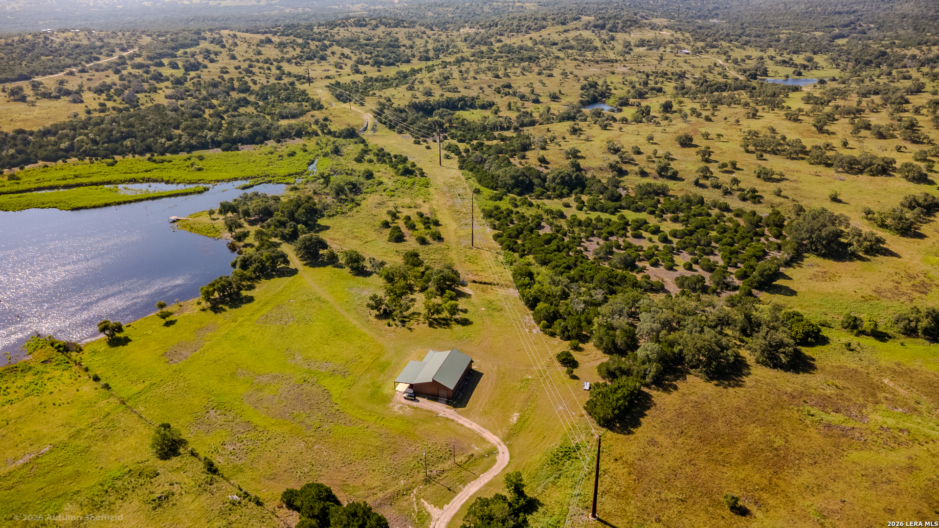 main property photo 31