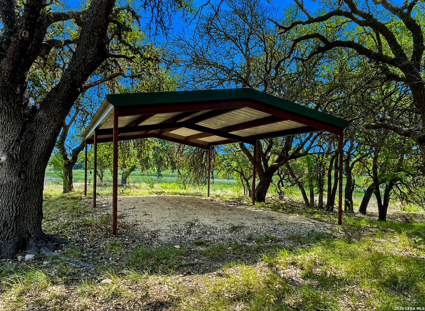 main property photo 36
