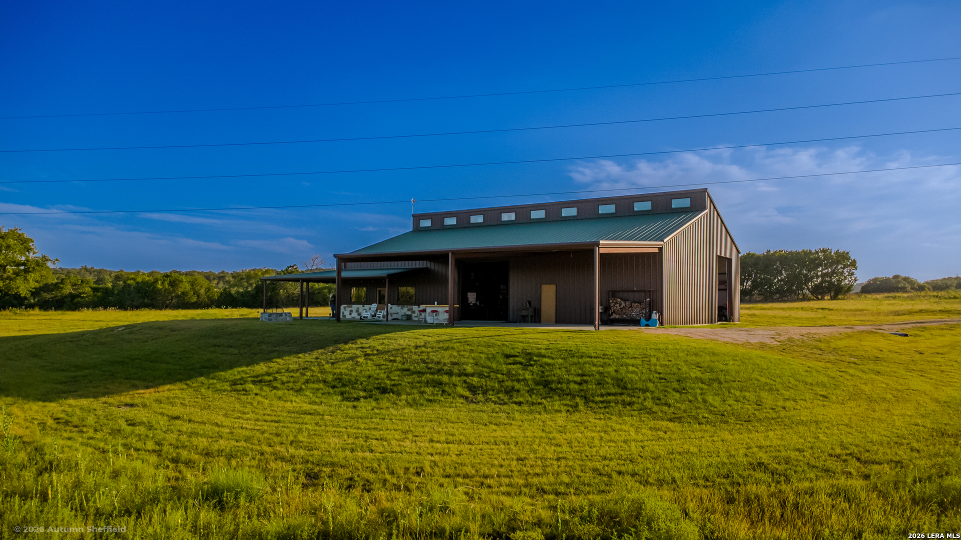main property photo 5