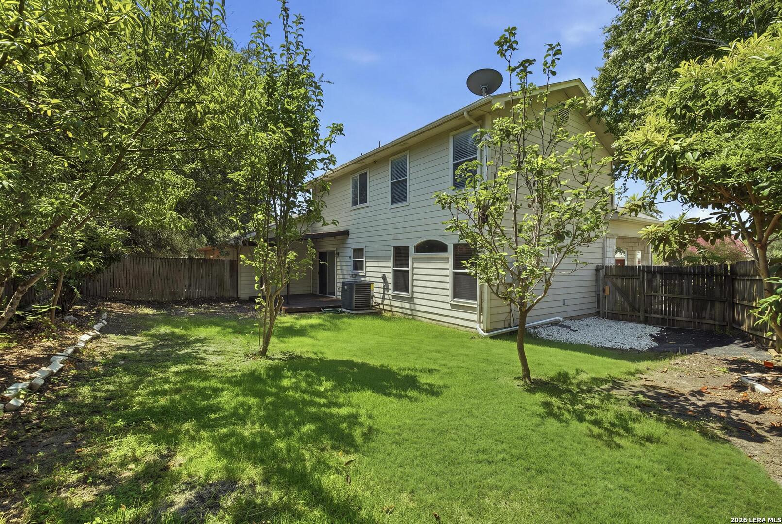 main property photo 22