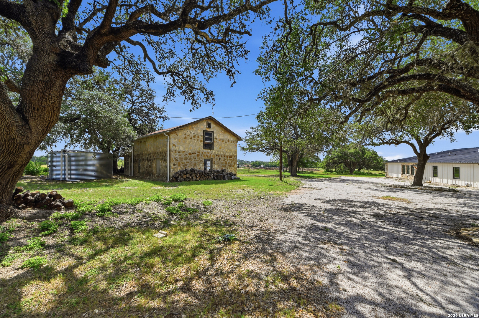 main property photo 43