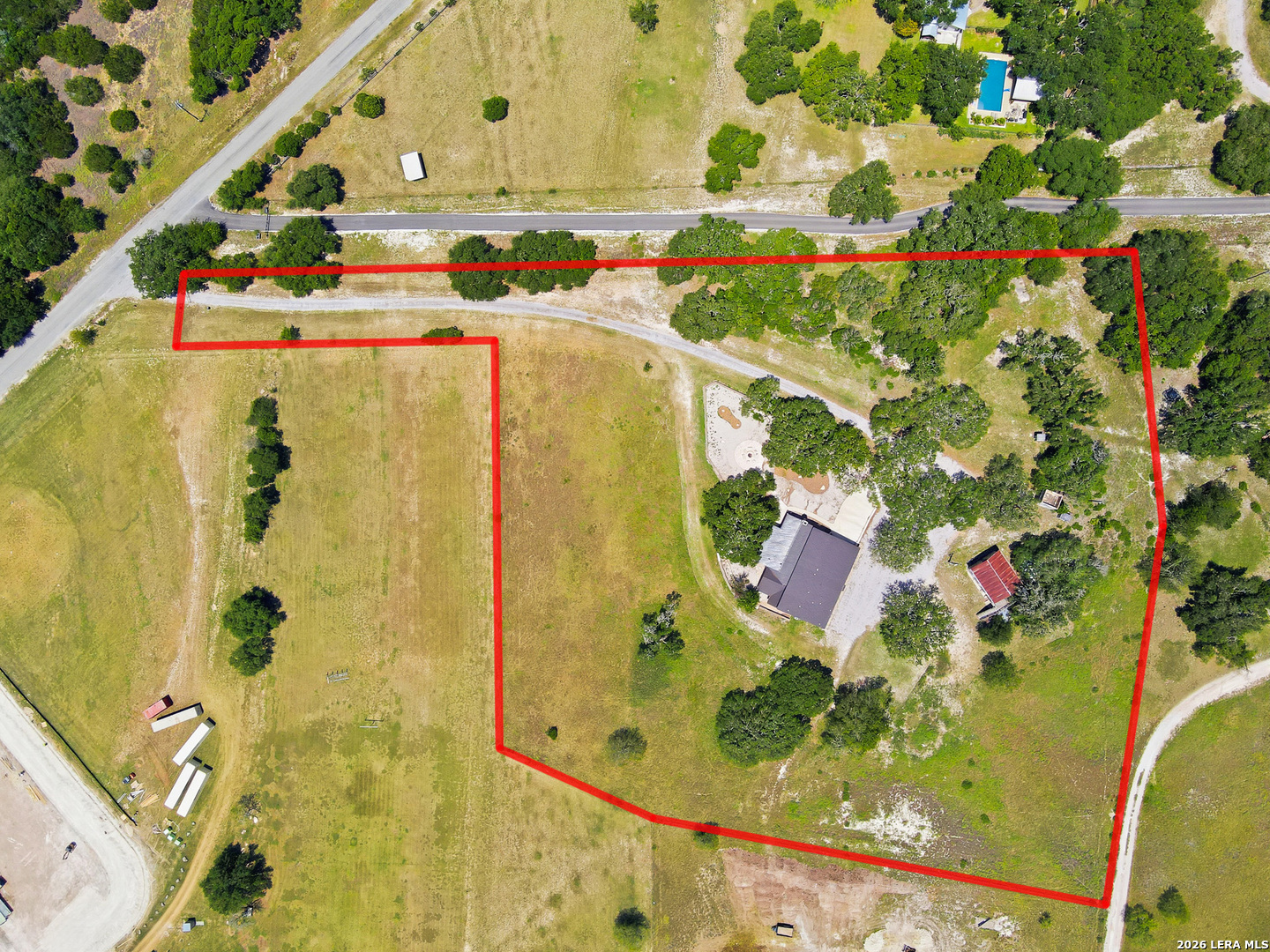 main property photo 45