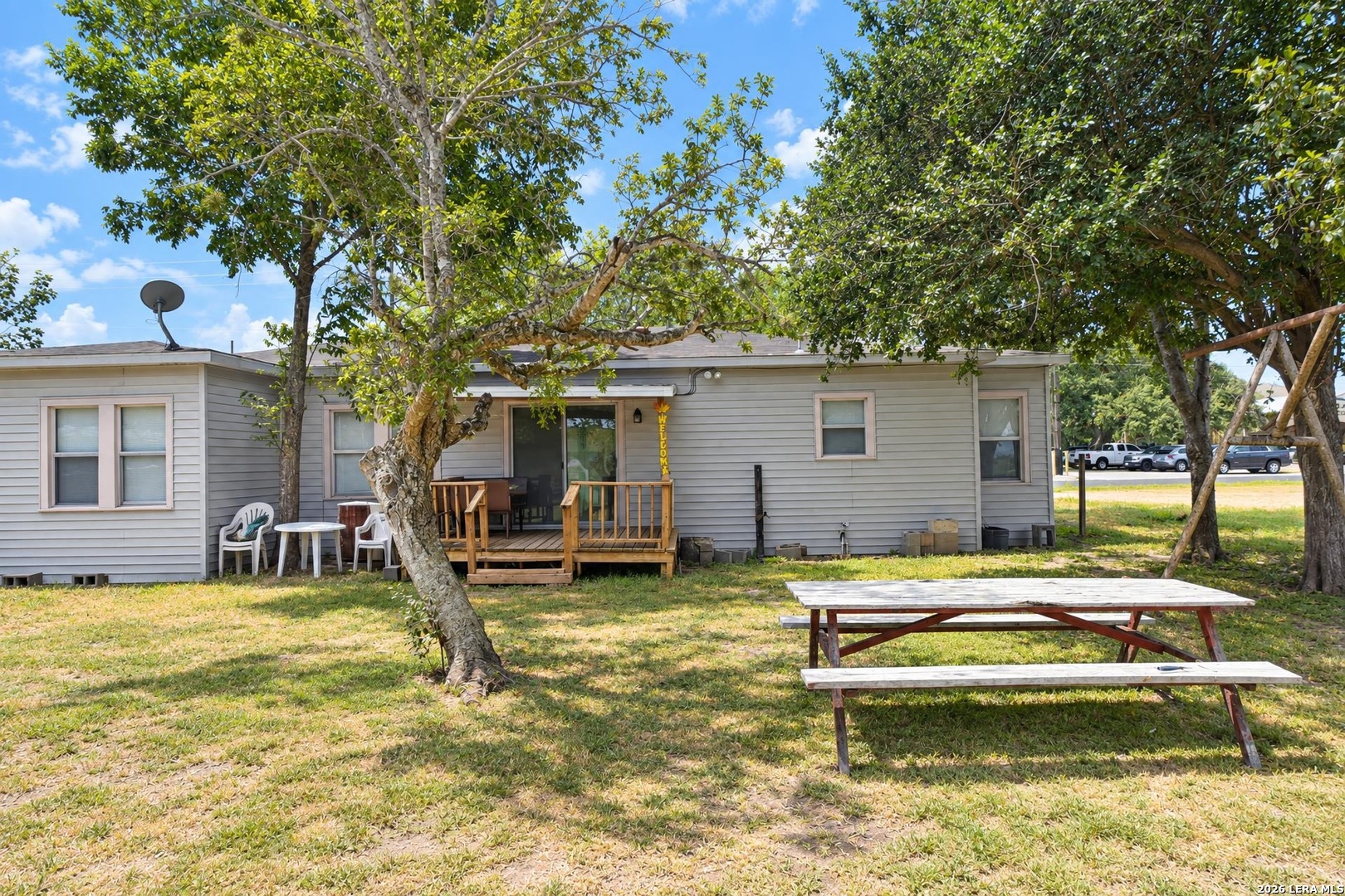 main property photo 17