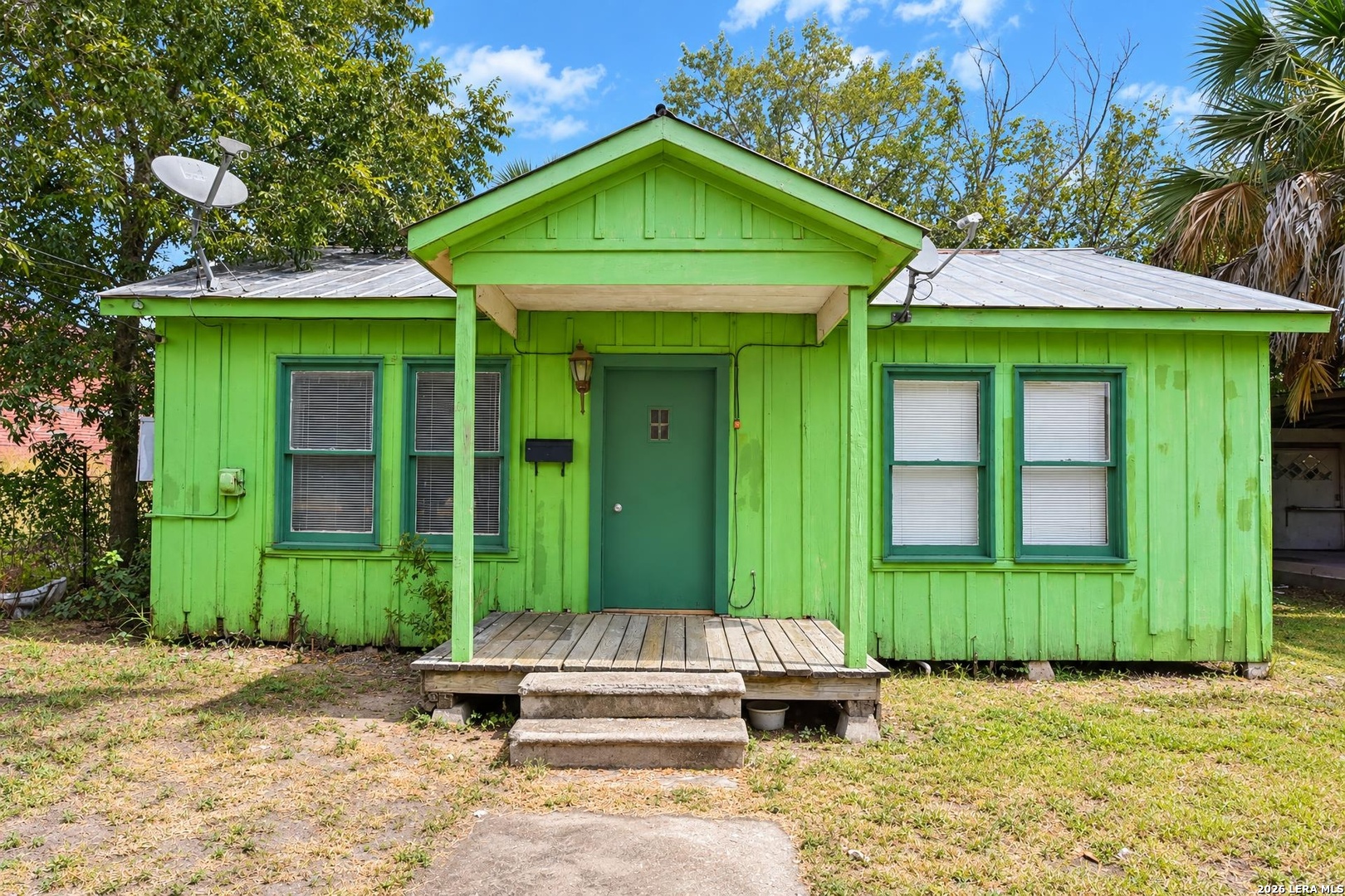 main property photo 23