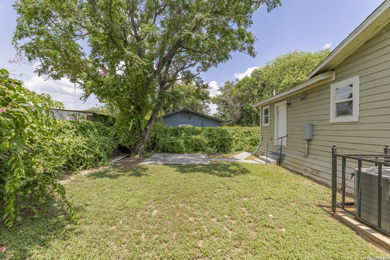 main property photo 35