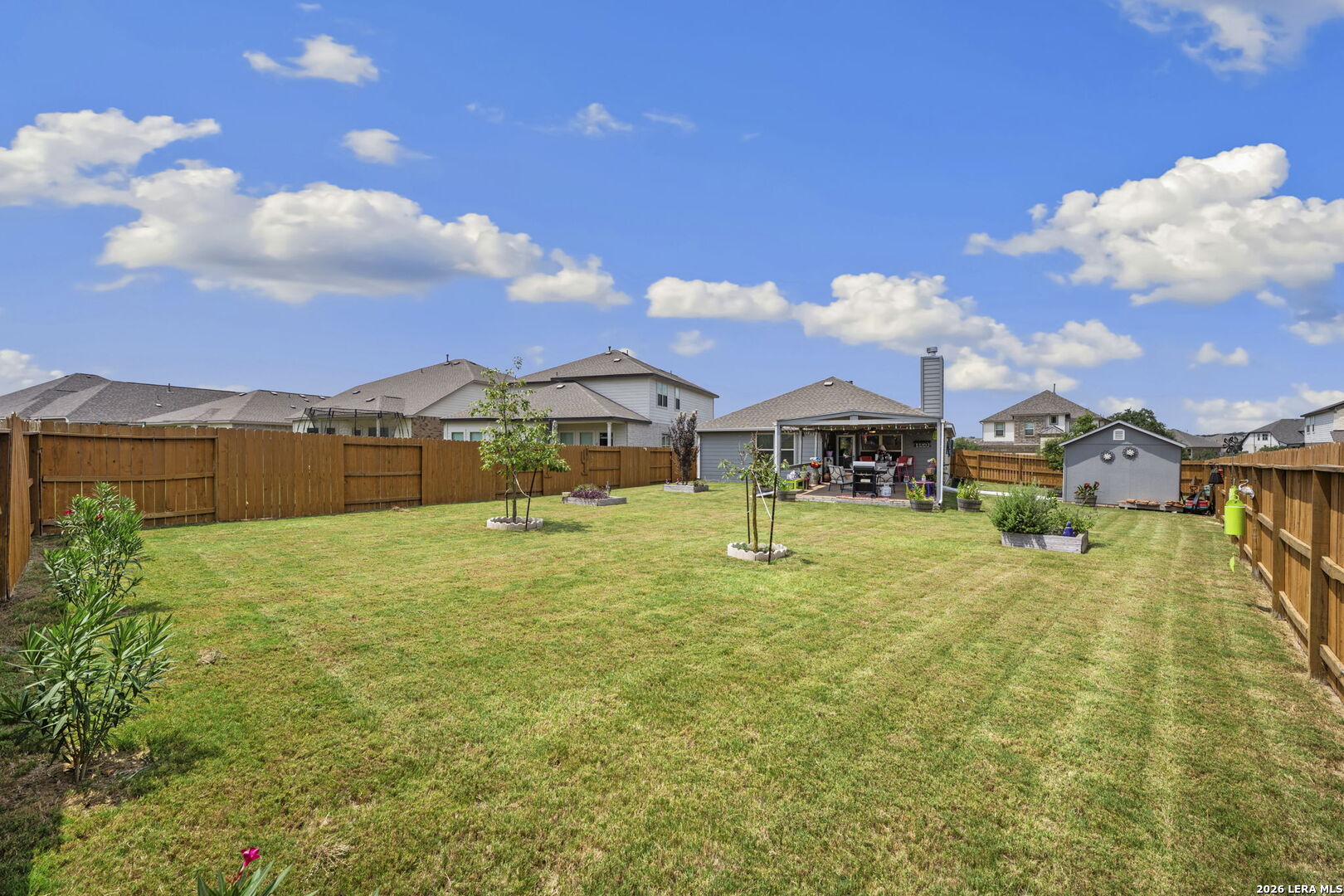 main property photo 29