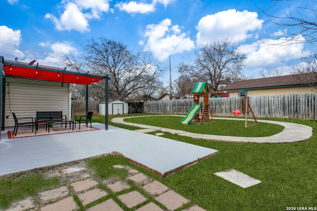 main property photo 12