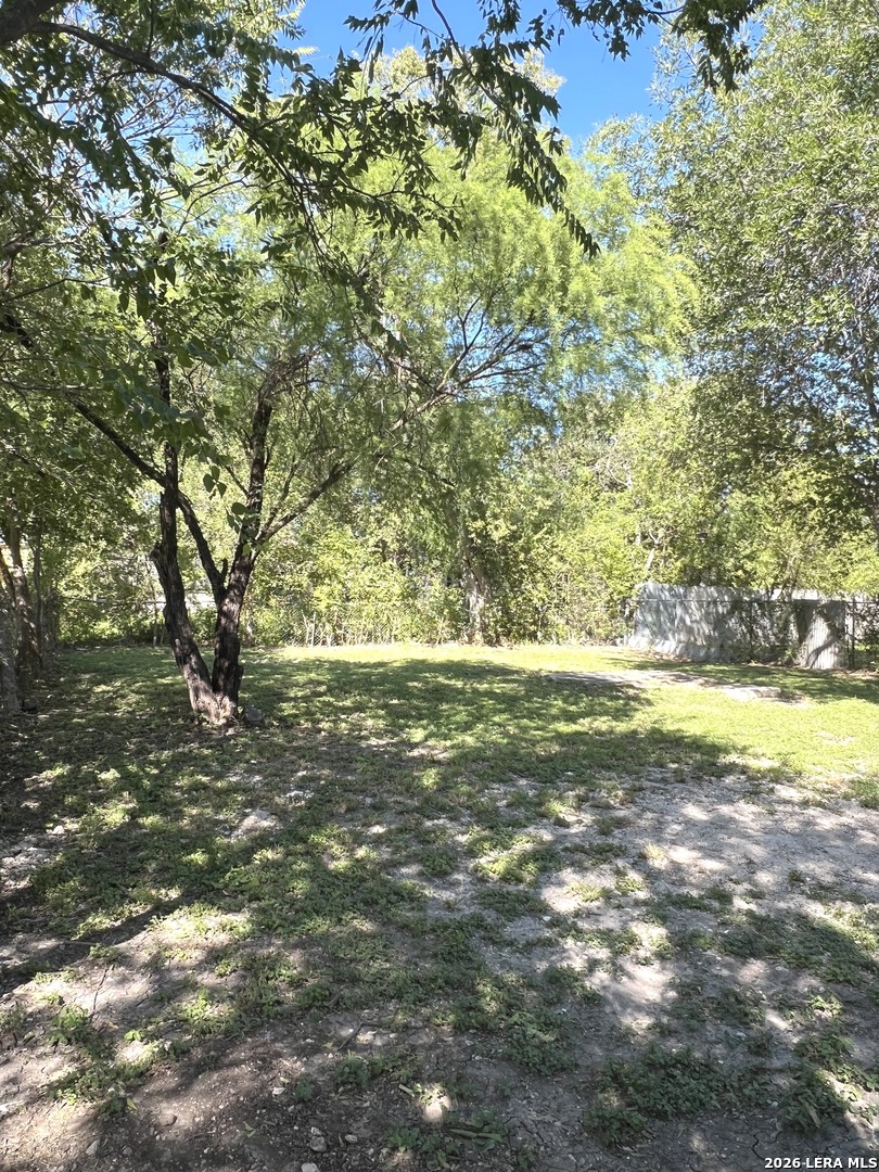 main property photo 29