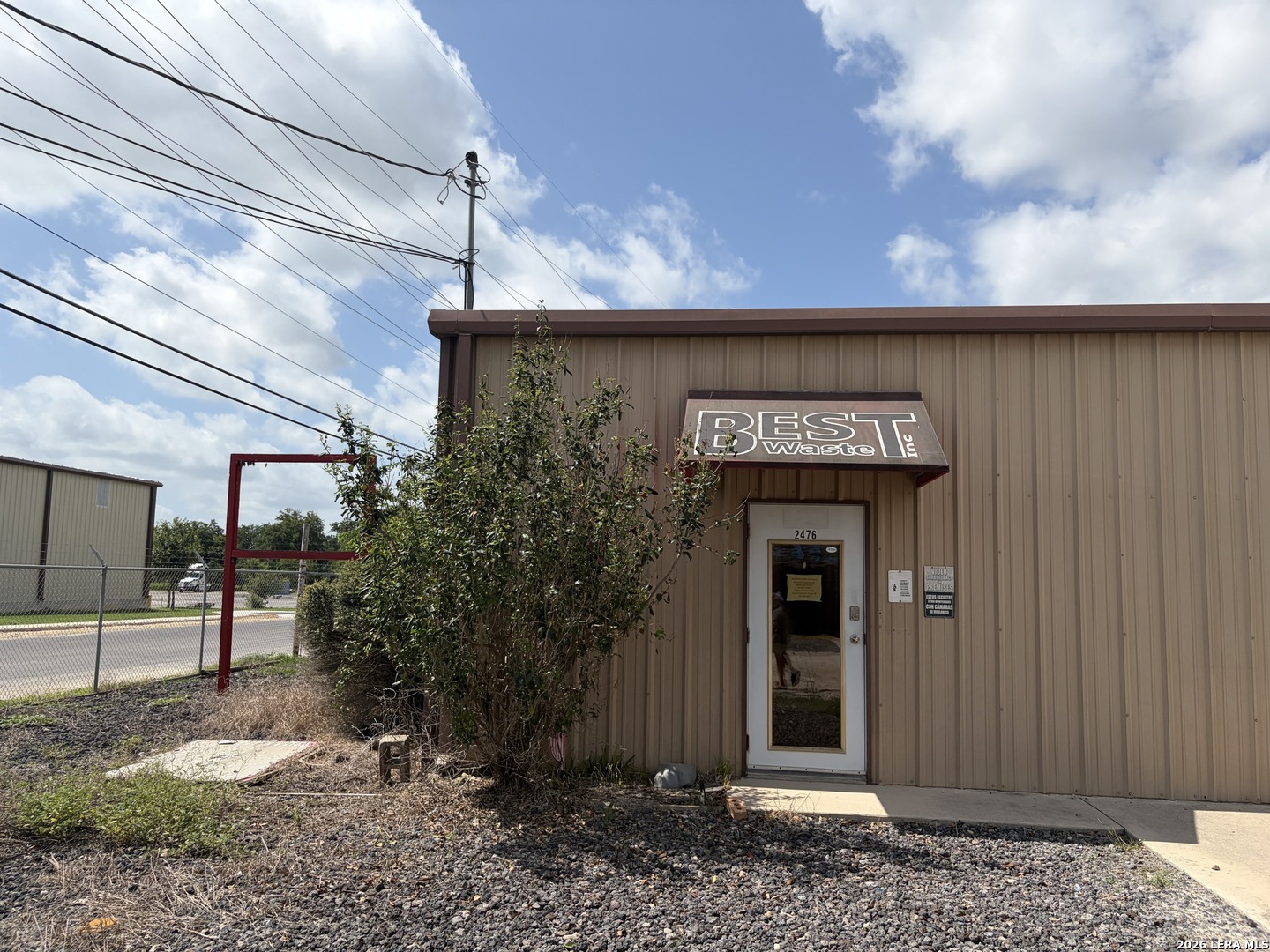 main property photo 15