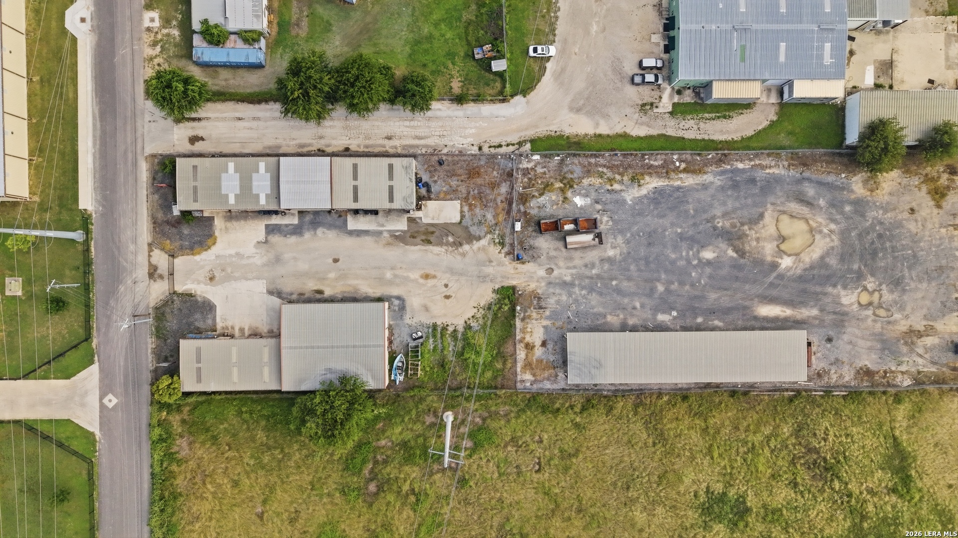 main property photo 6