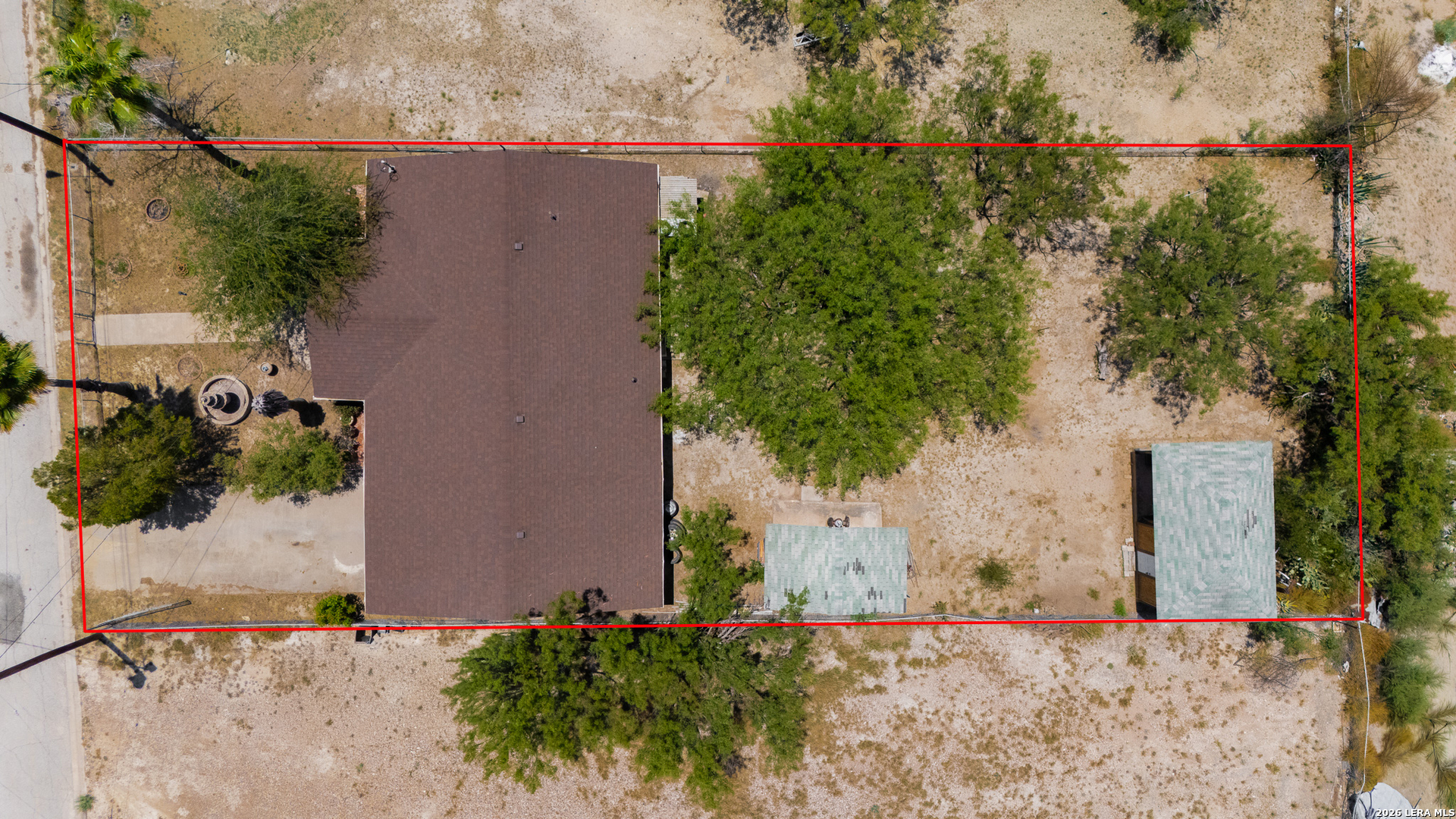 main property photo 41