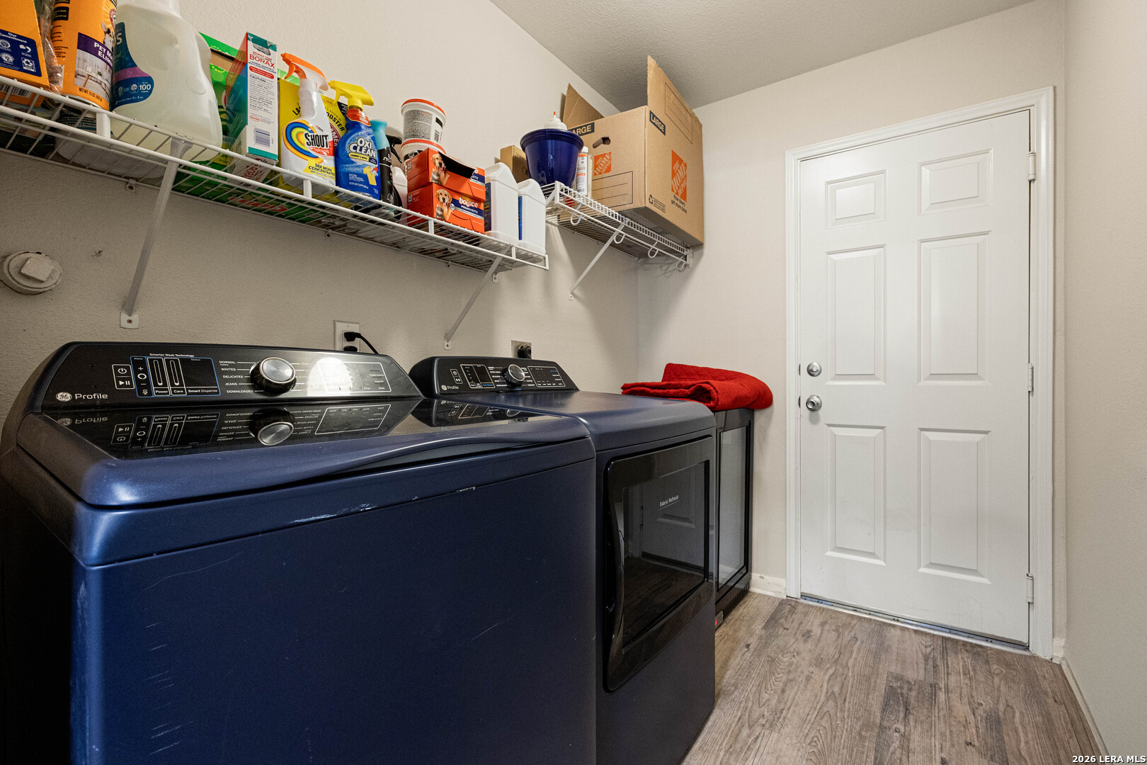 main property photo 26