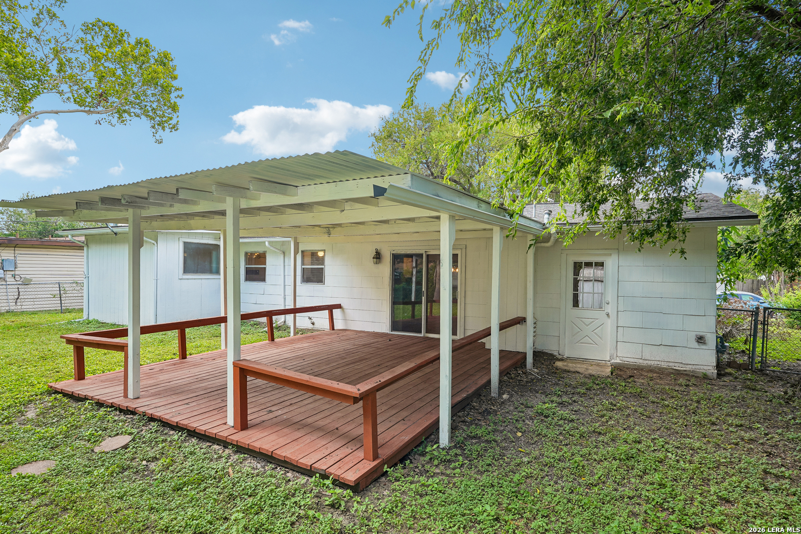 main property photo 34