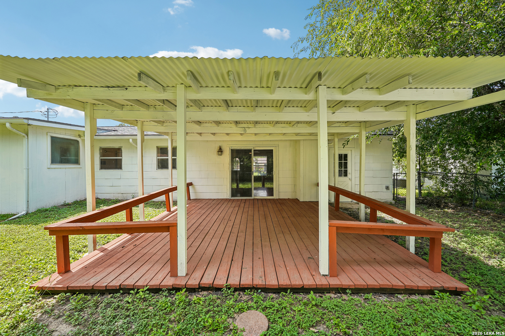 main property photo 39