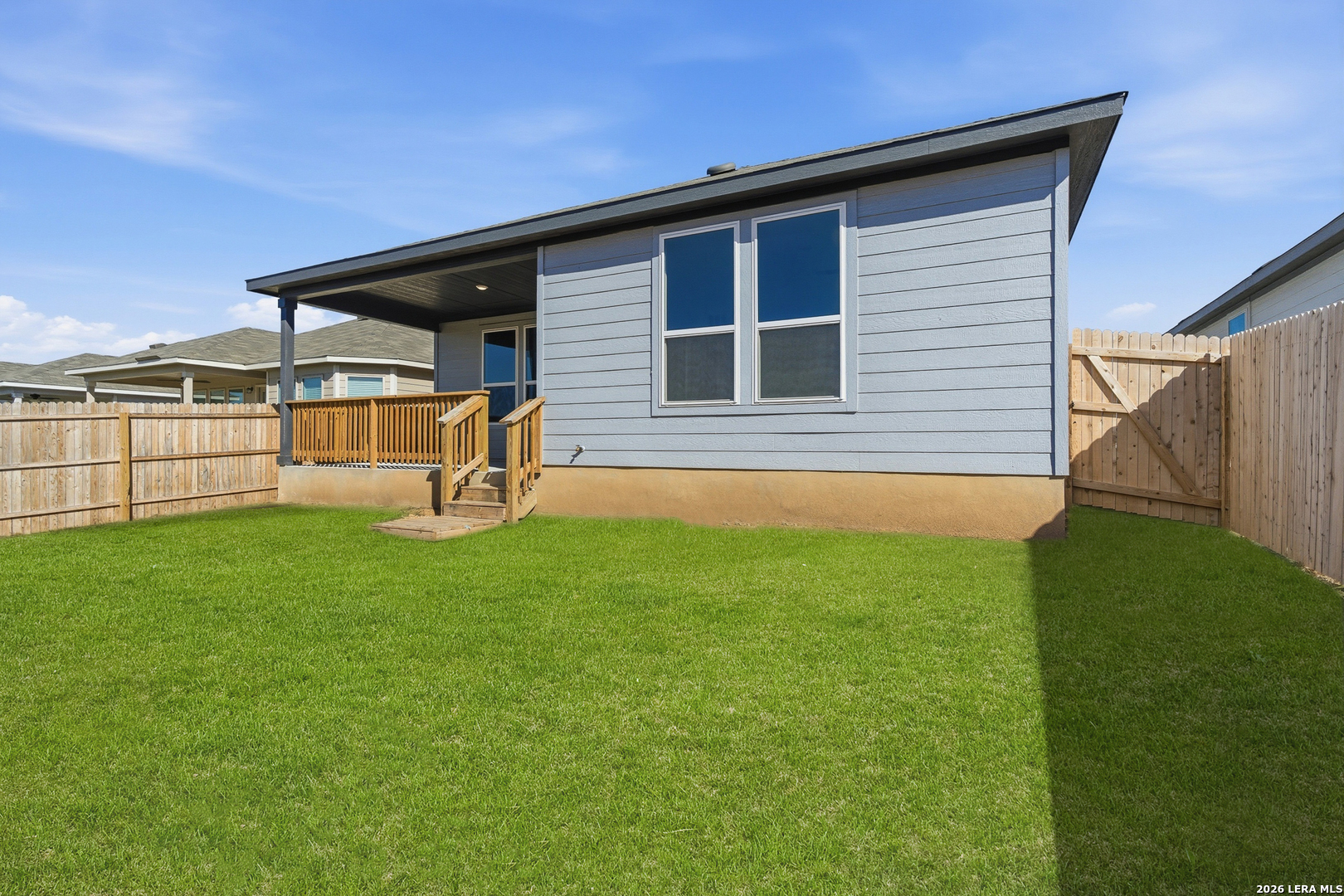 main property photo 22