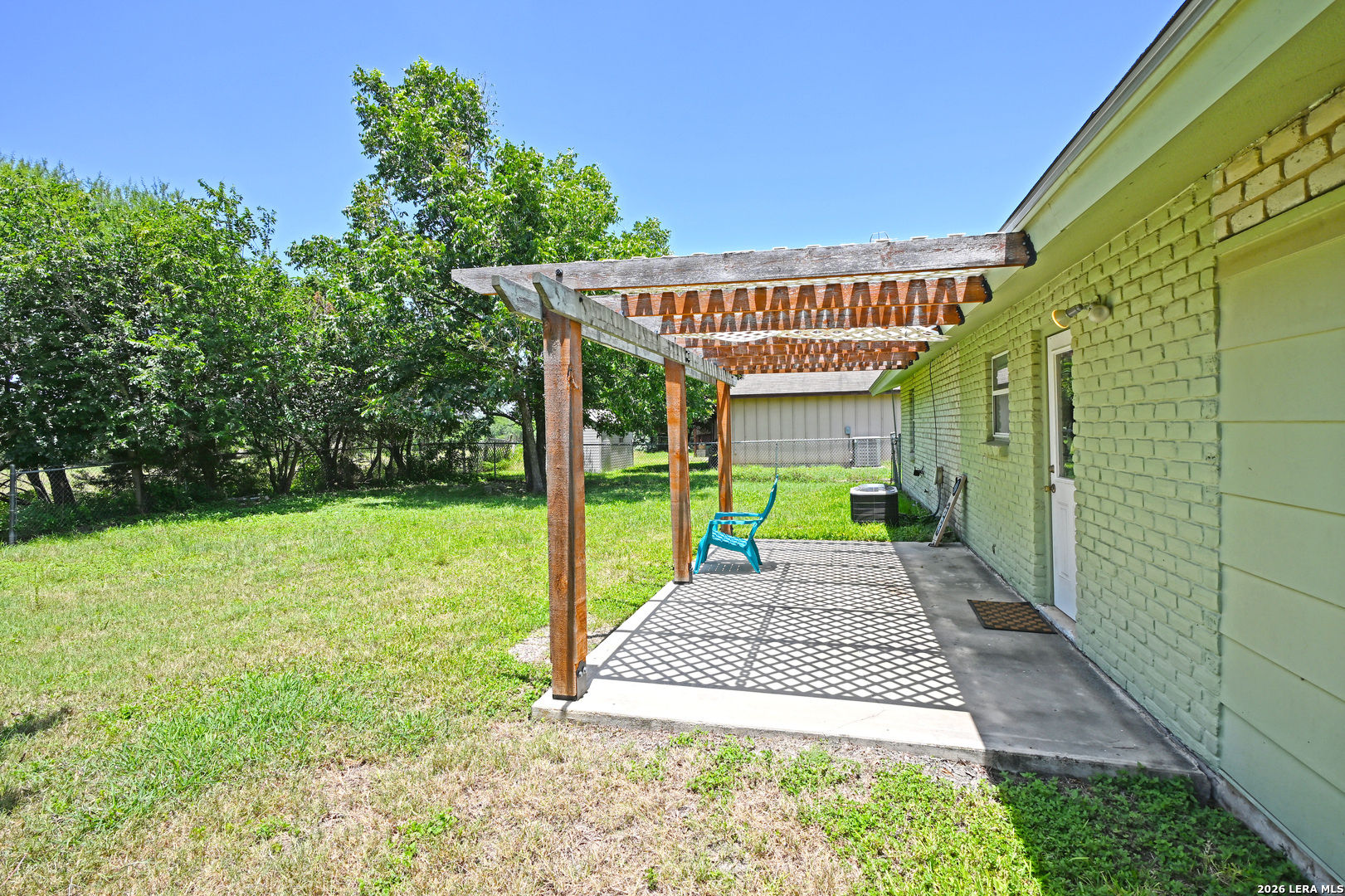main property photo 21