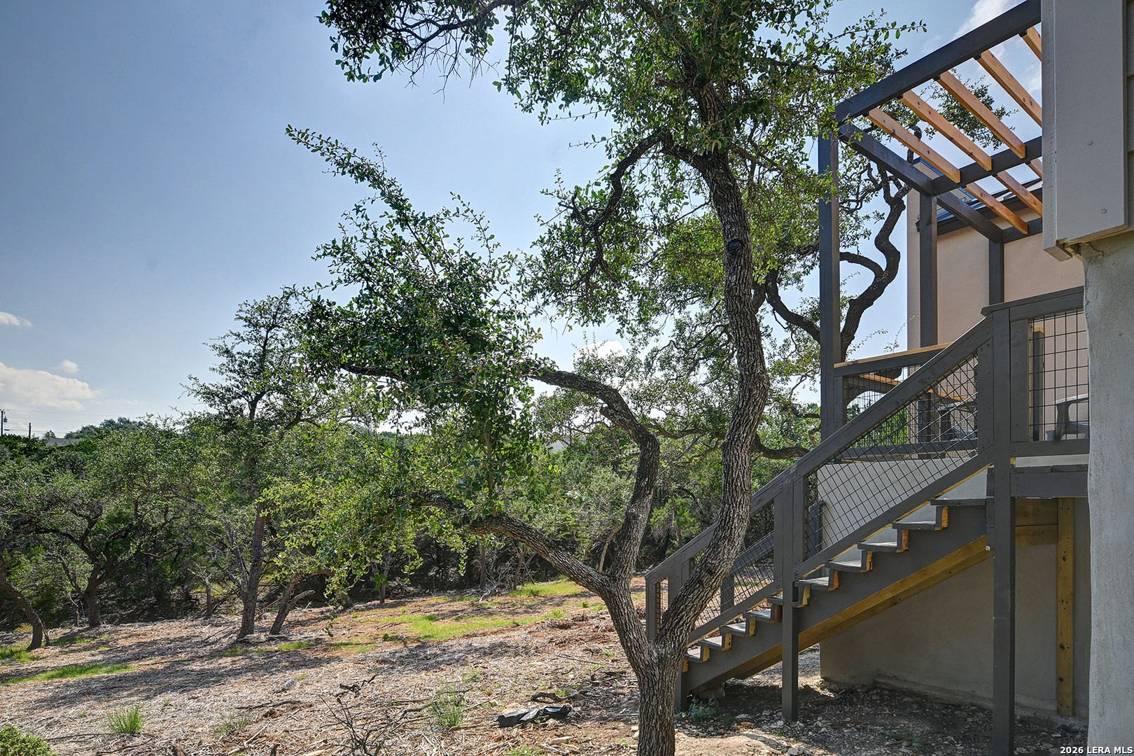 main property photo 36