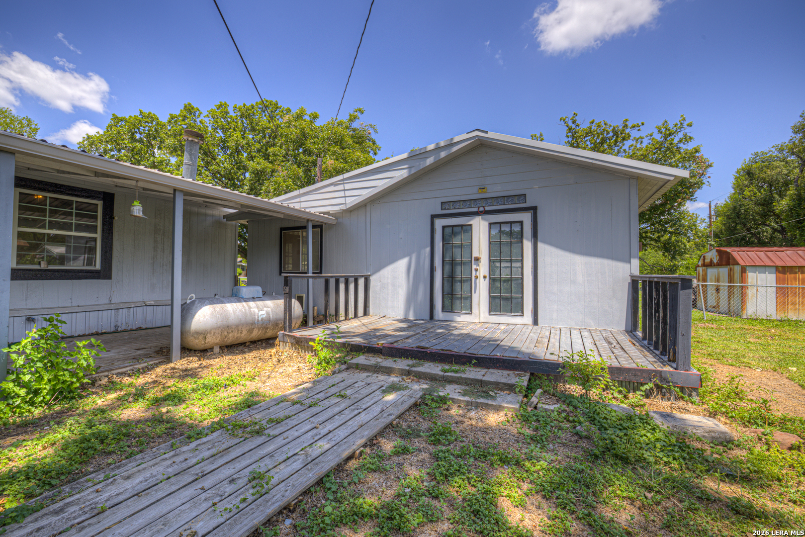 main property photo 32