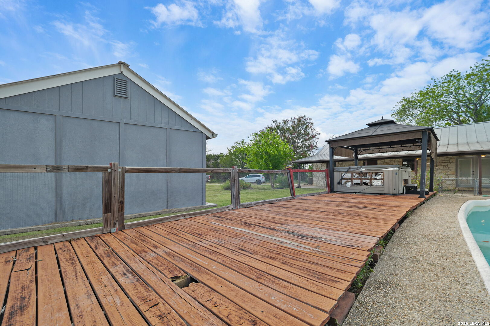 main property photo 48