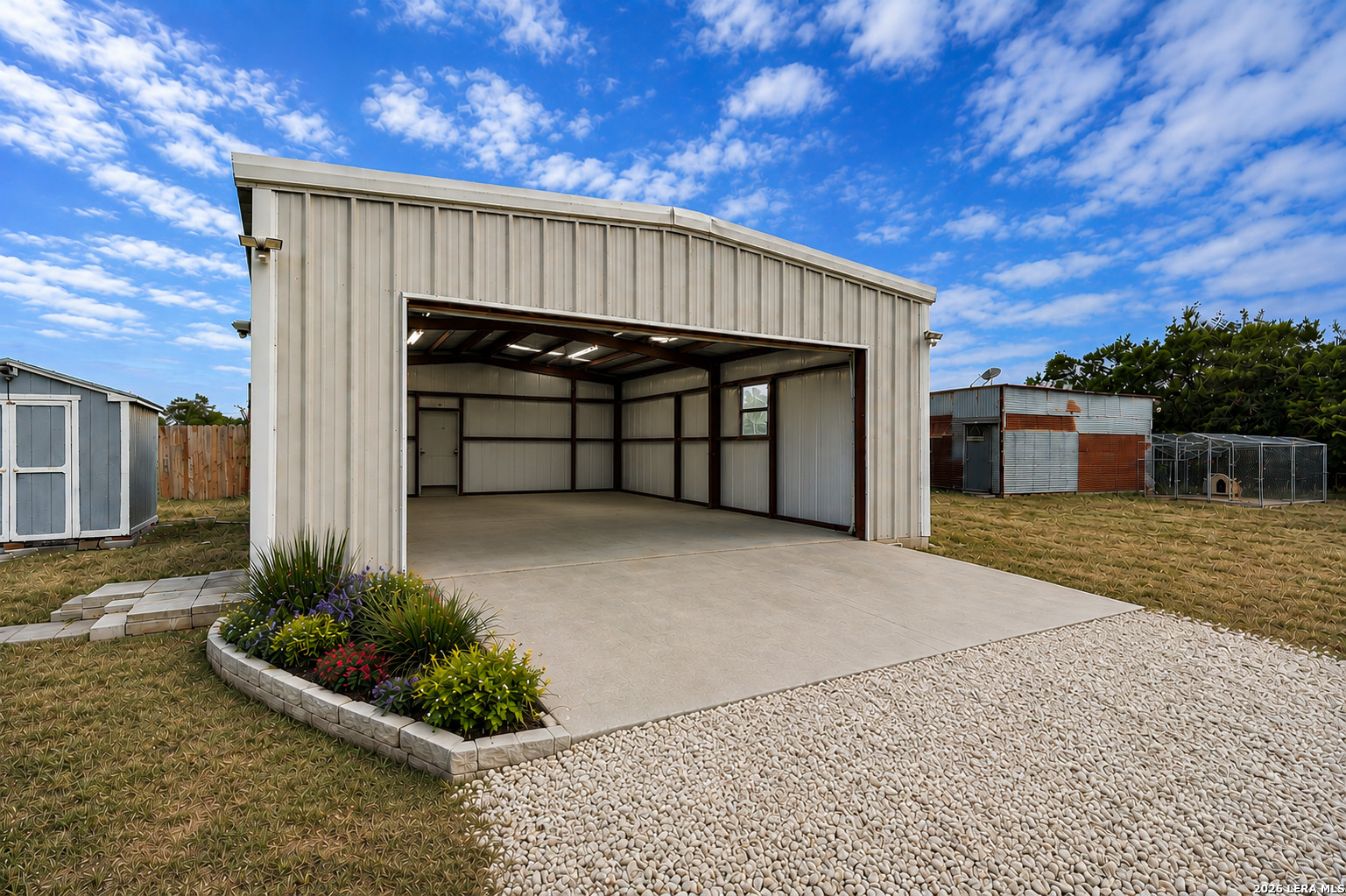 main property photo 58