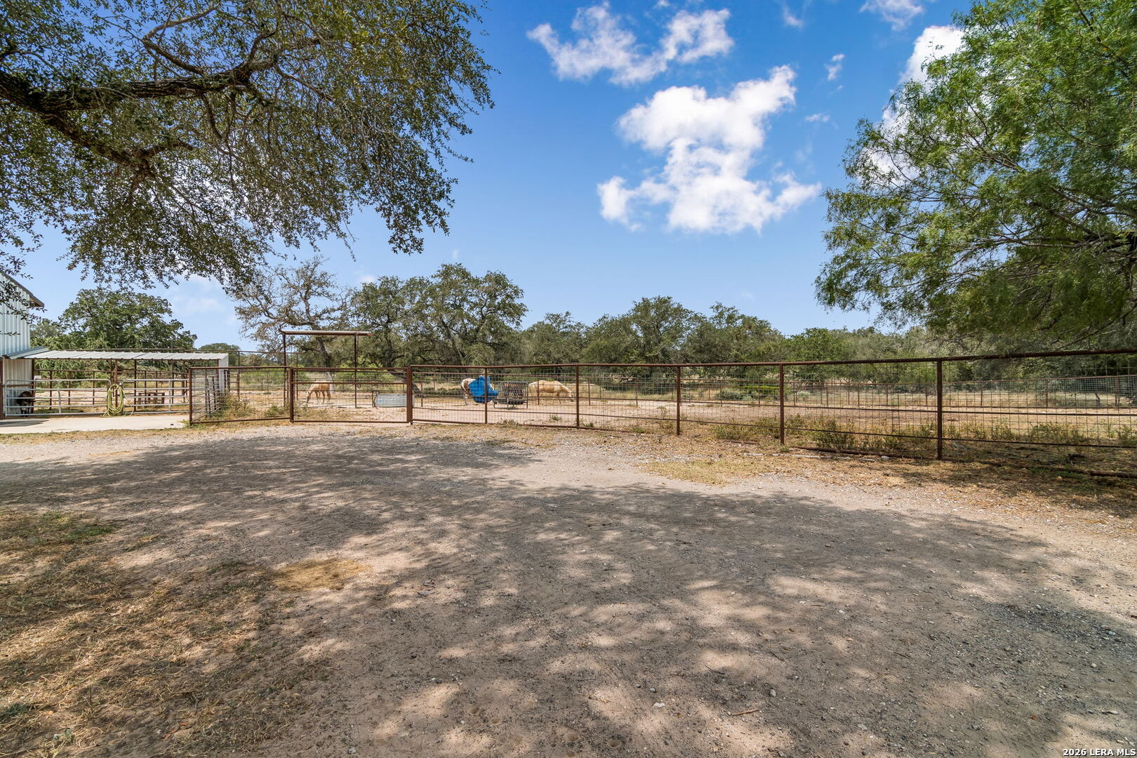 main property photo 22