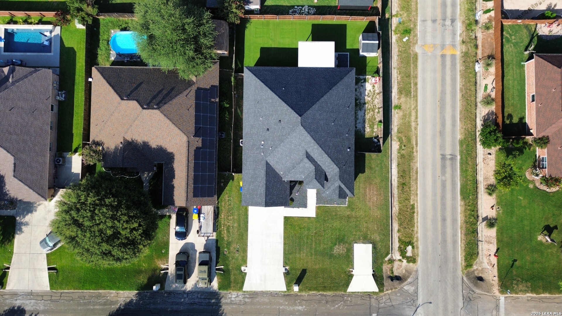 main property photo 33