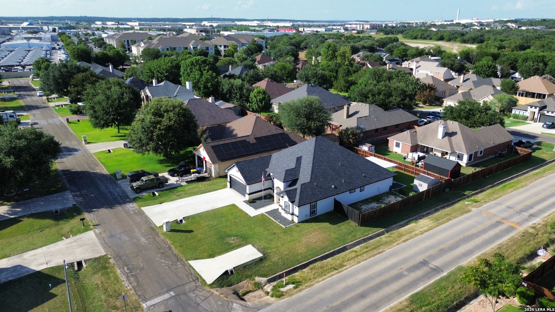 main property photo 35