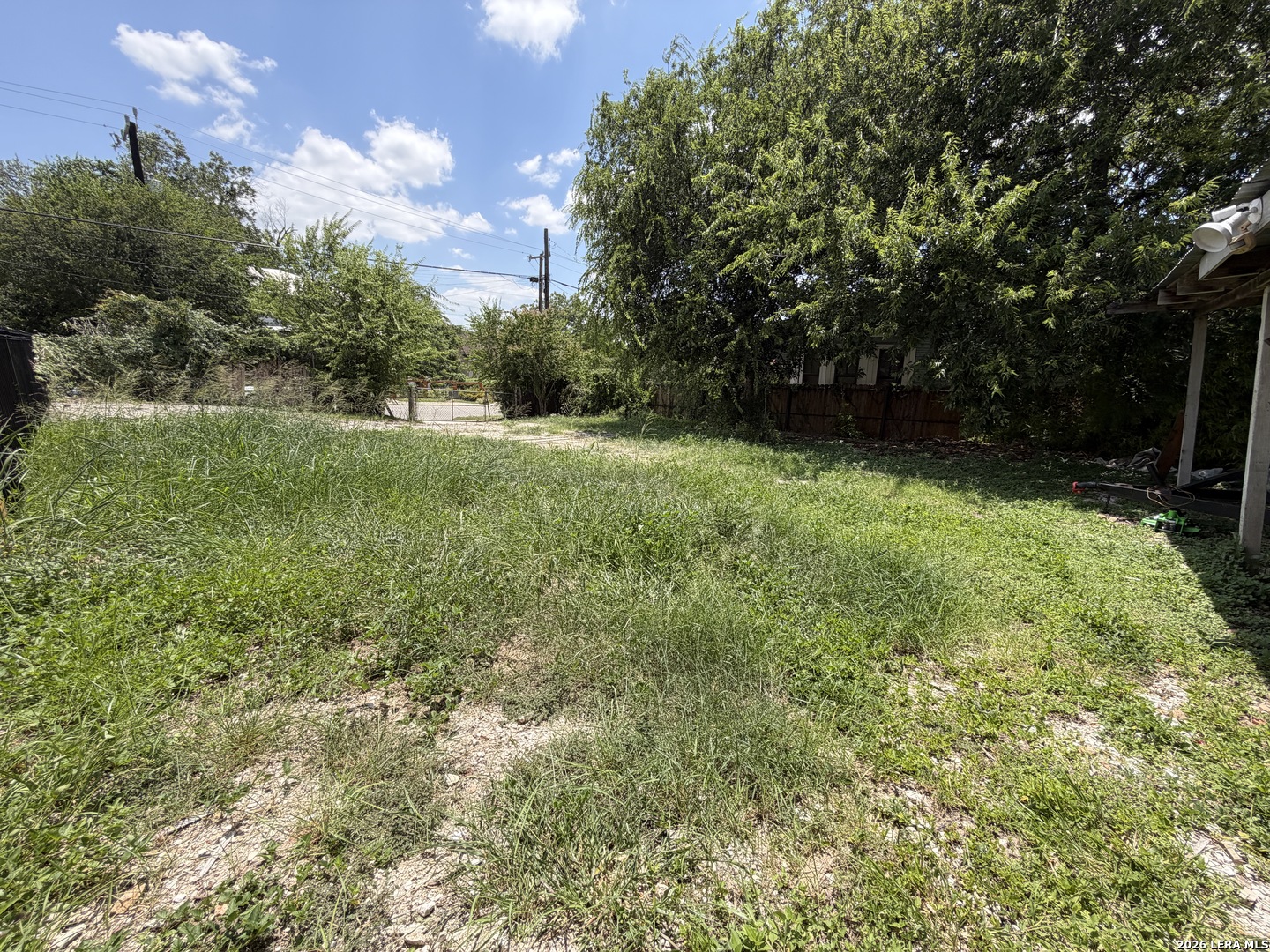 main property photo 6