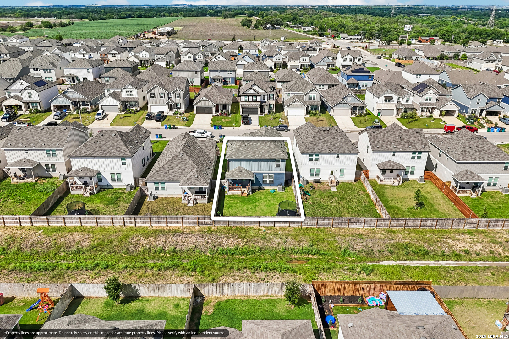 main property photo 32
