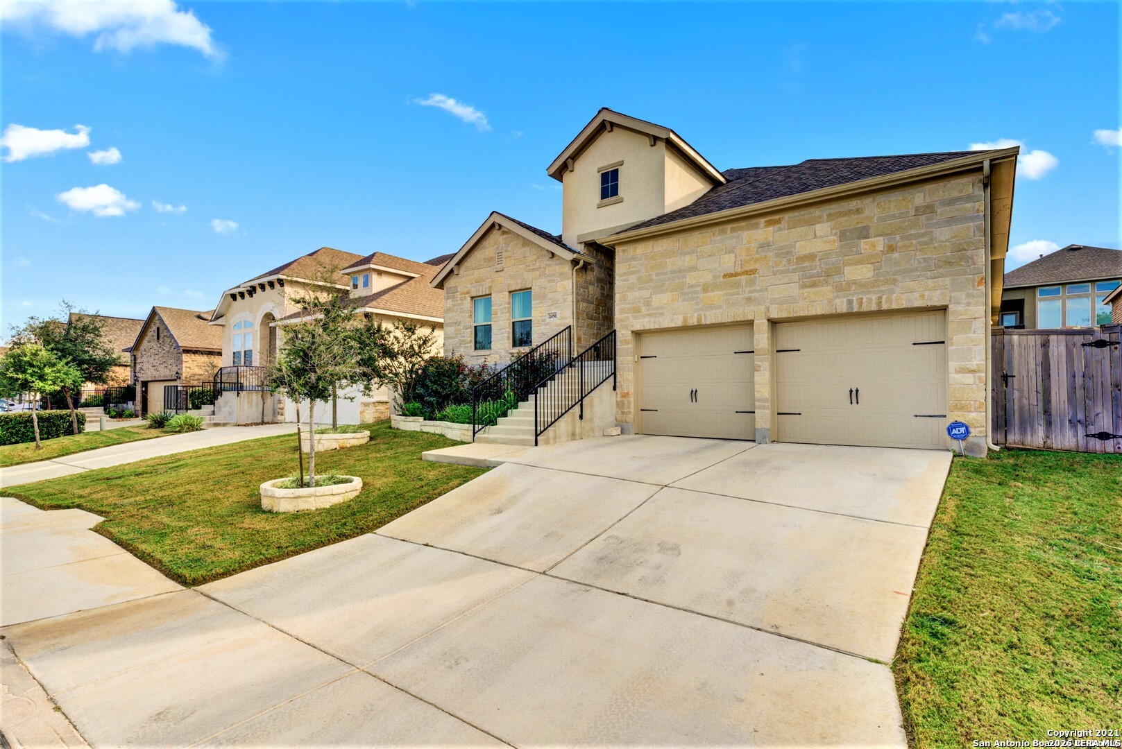main property photo 1