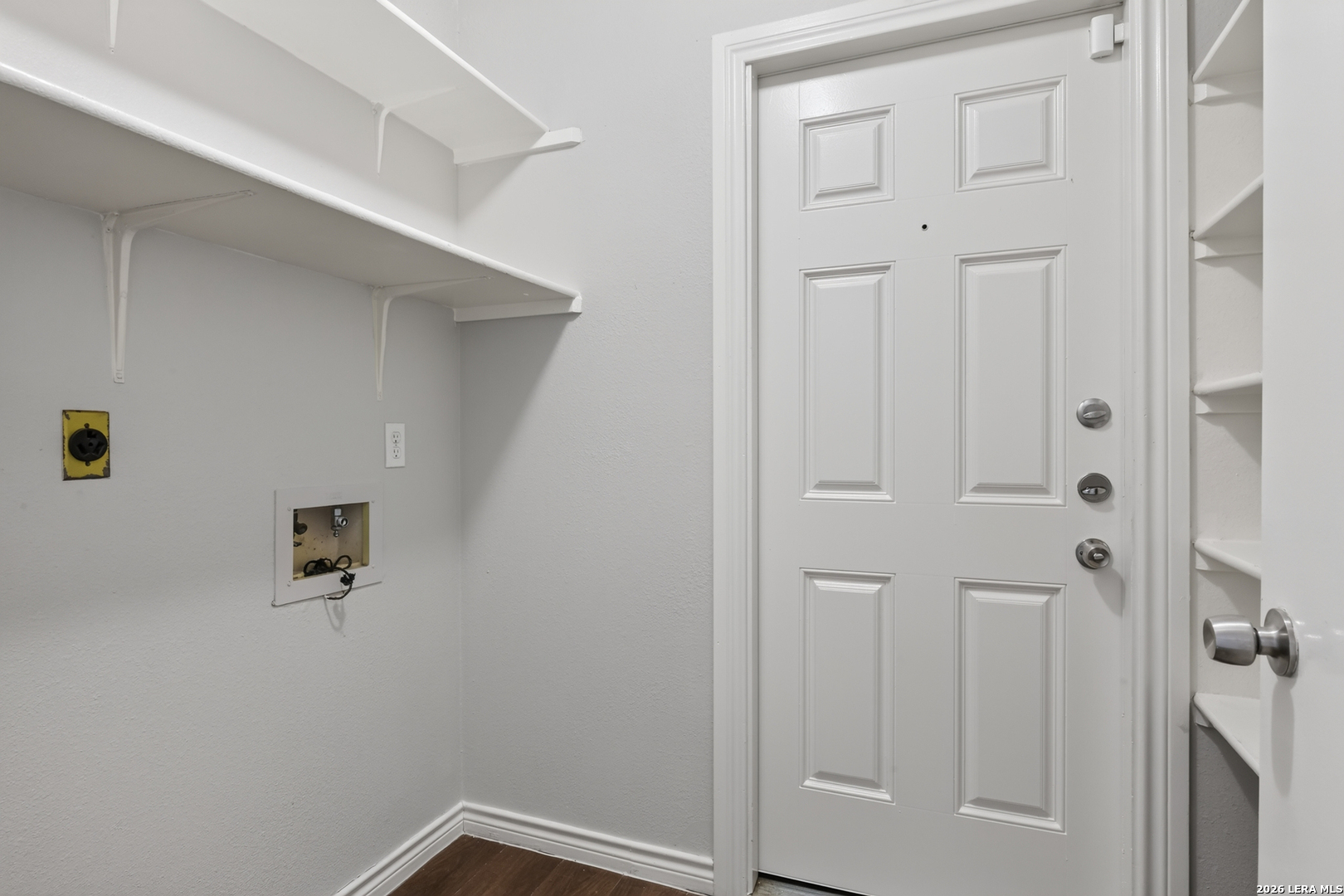 main property photo 13