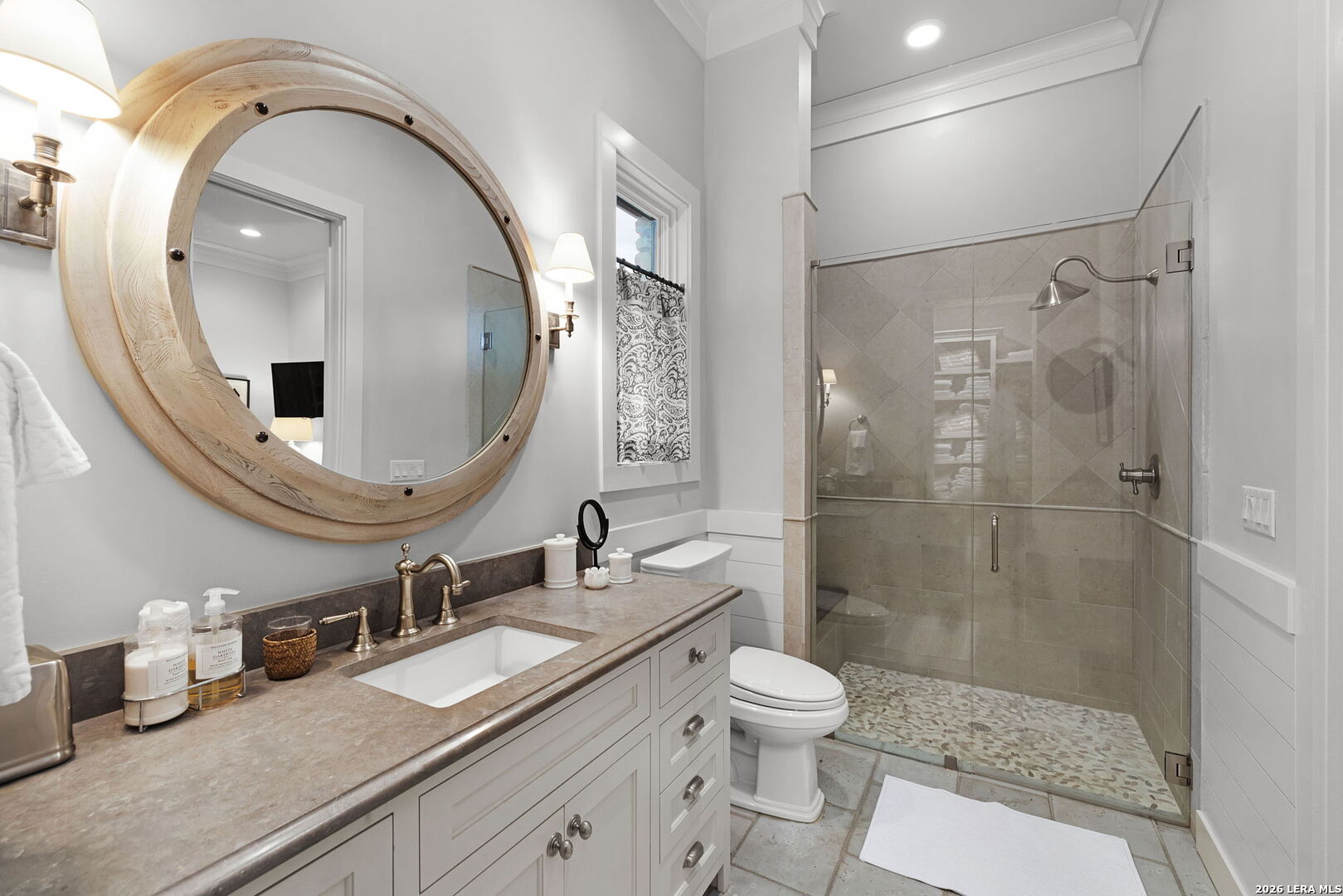 main property photo 65