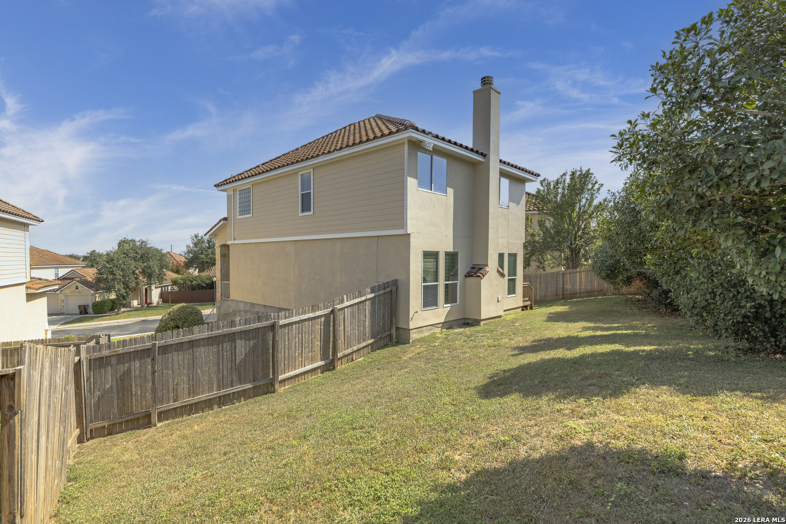 main property photo 38