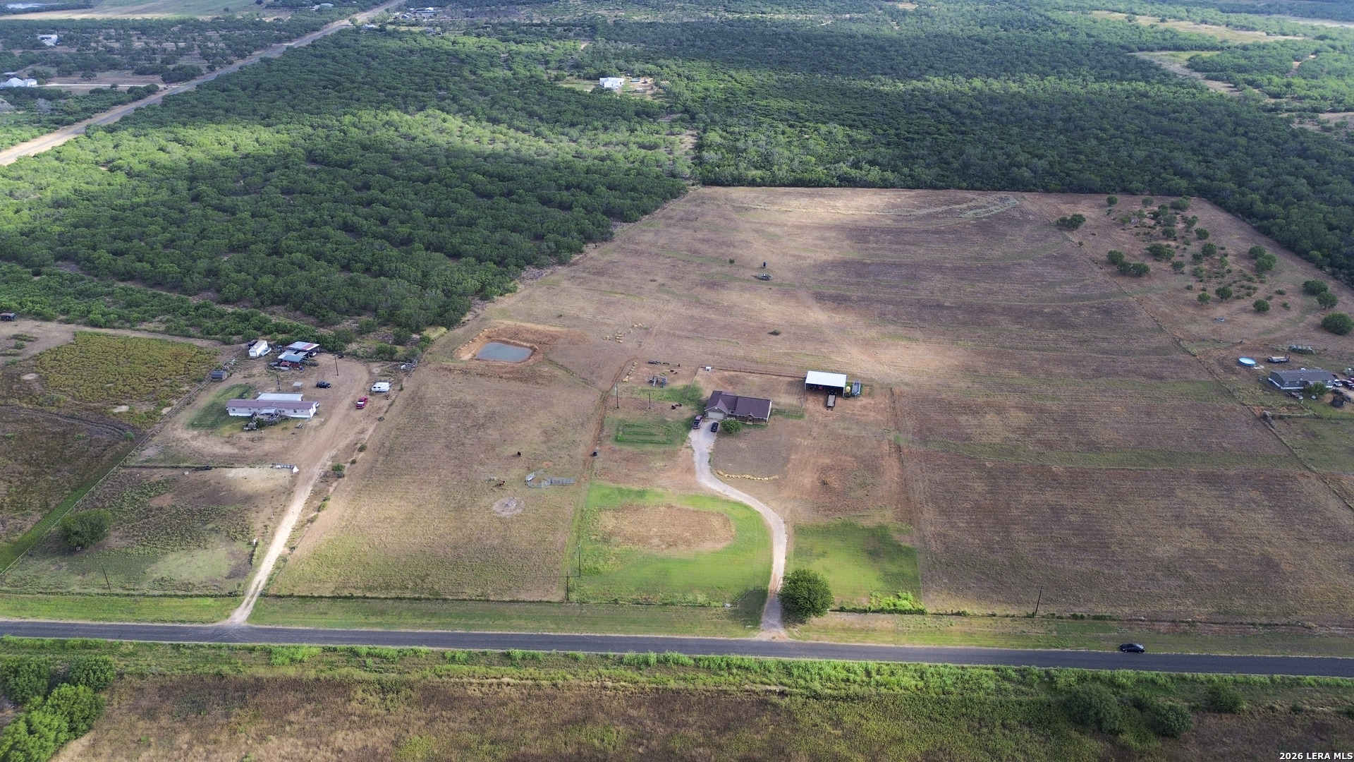 main property photo 33