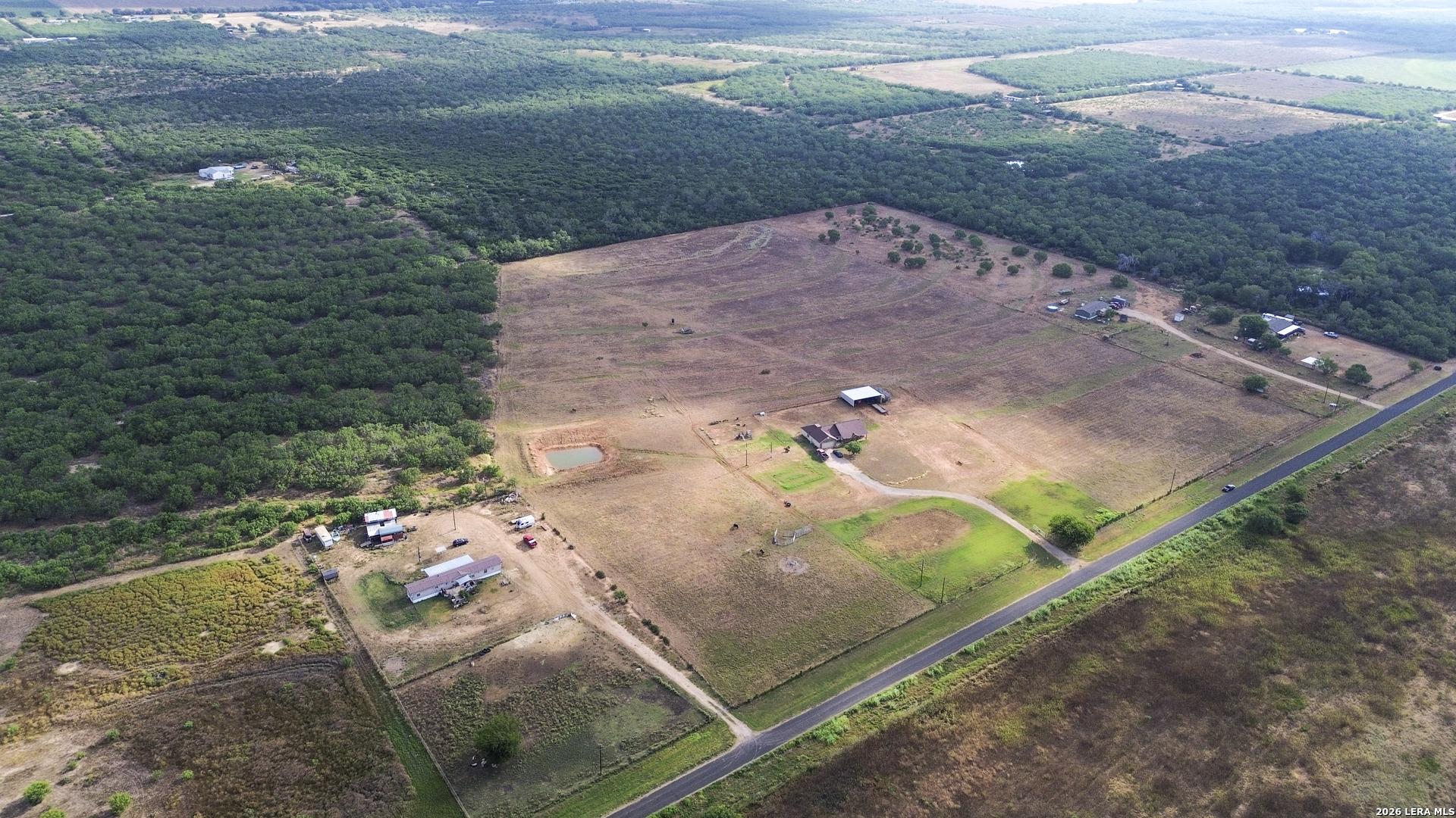 main property photo 34
