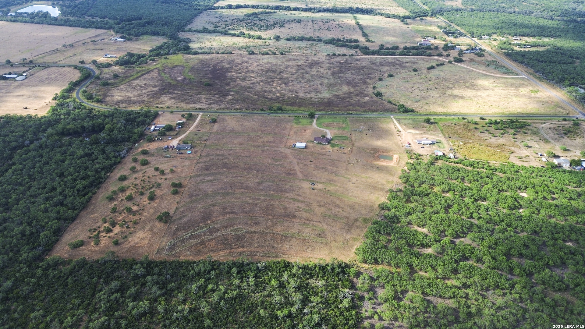 main property photo 37