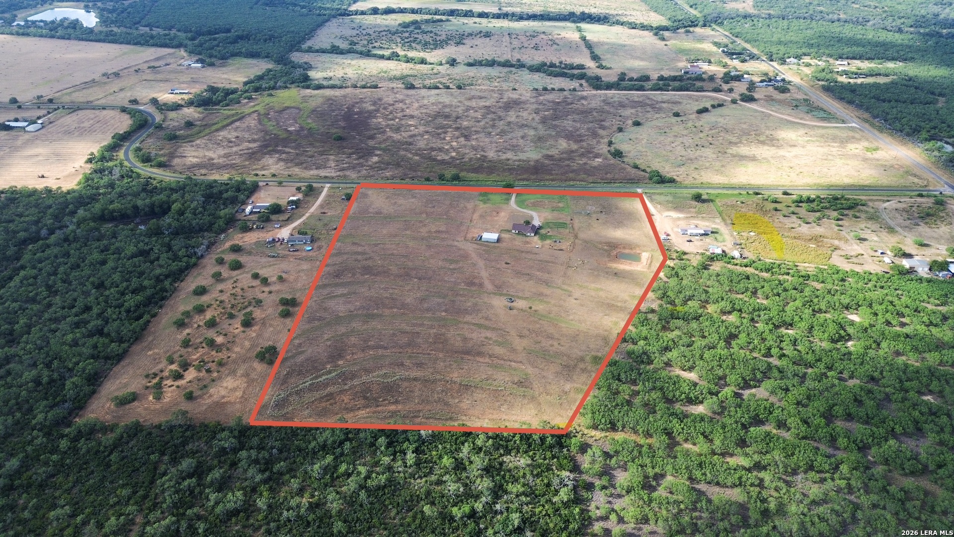 main property photo 38