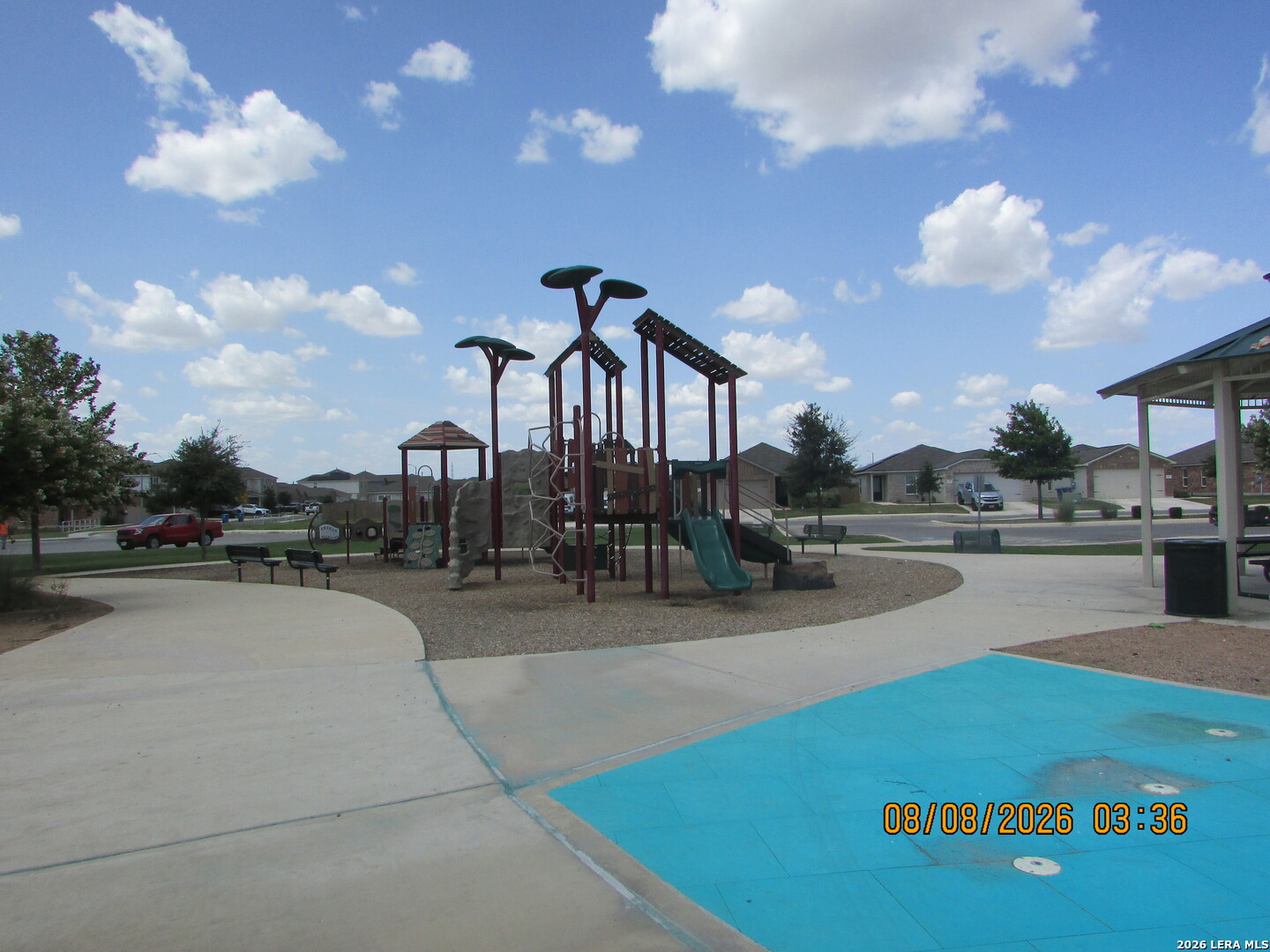 main property photo 39