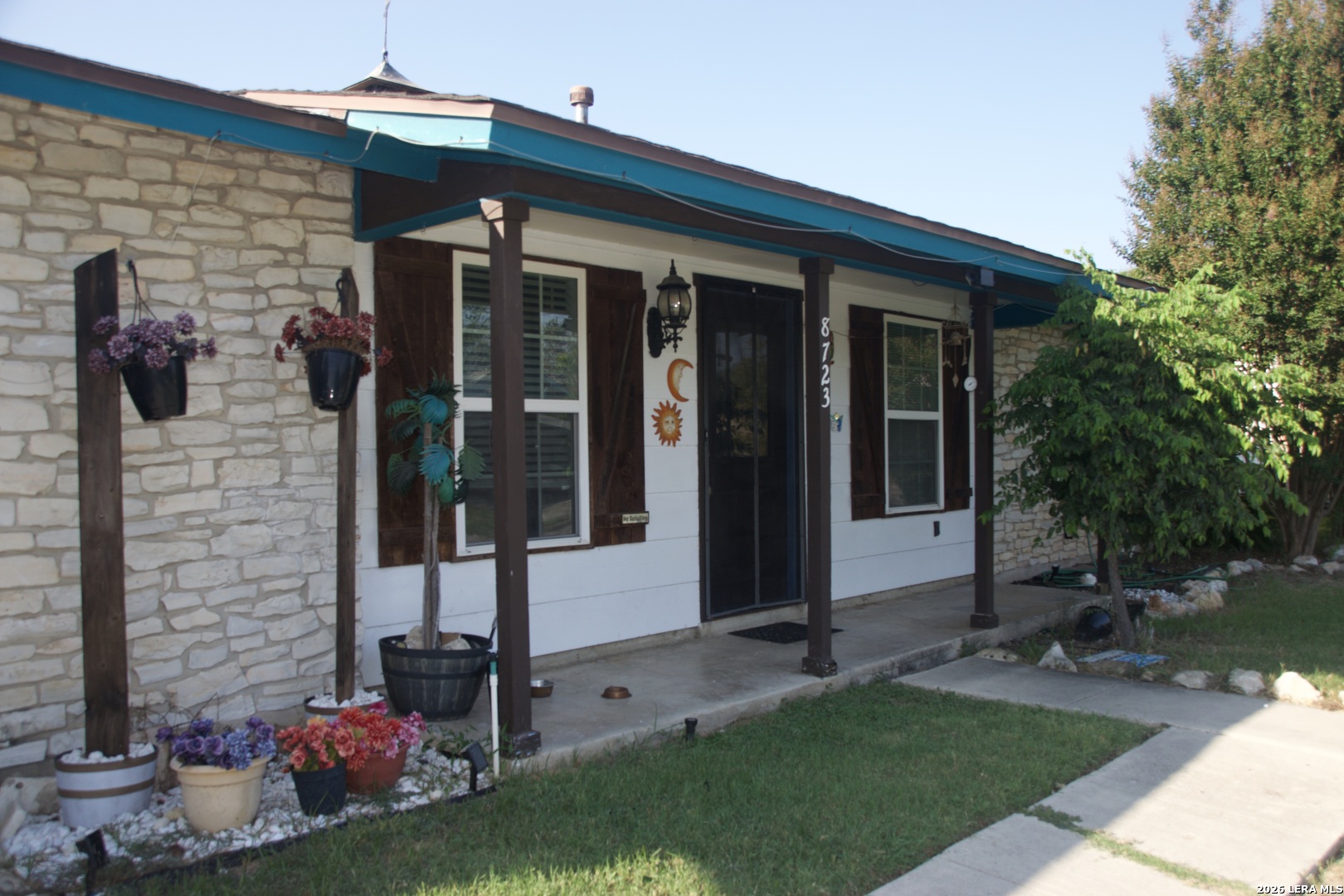 main property photo 2
