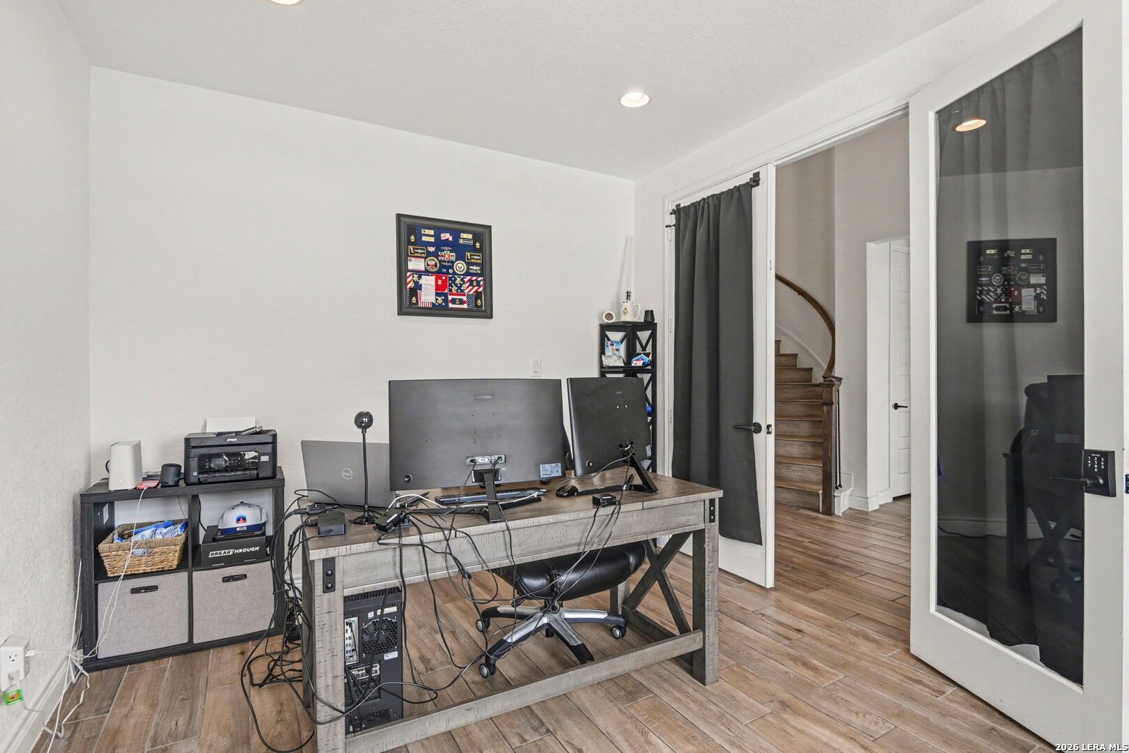 main property photo 31