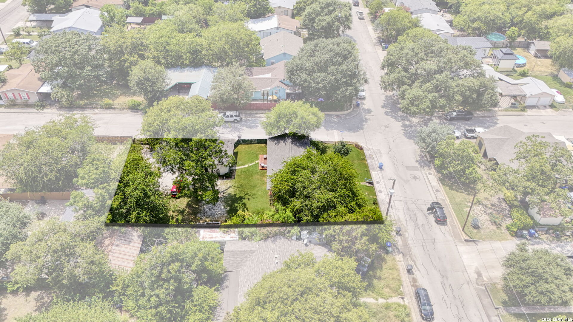 main property photo 30