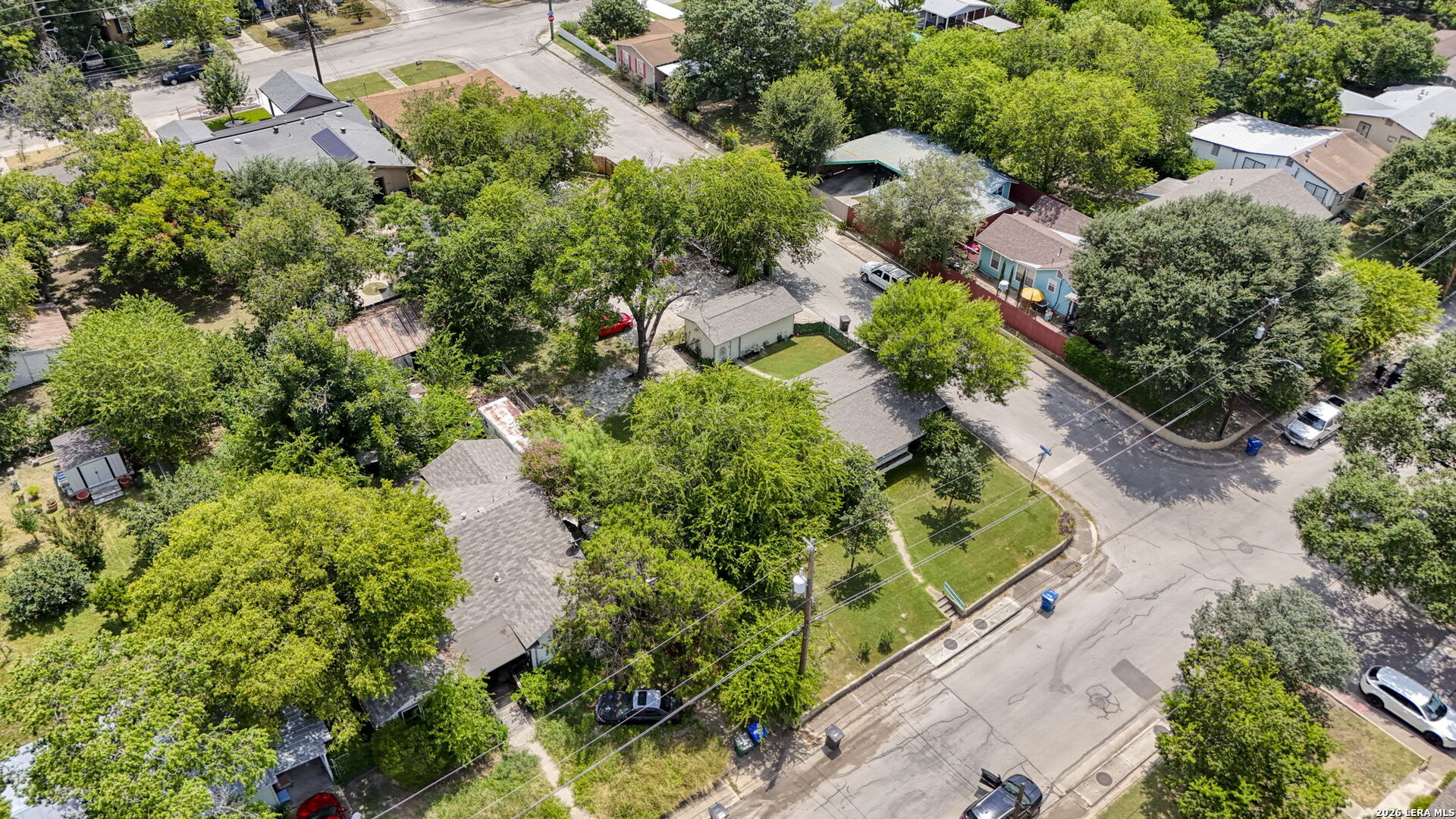 main property photo 31