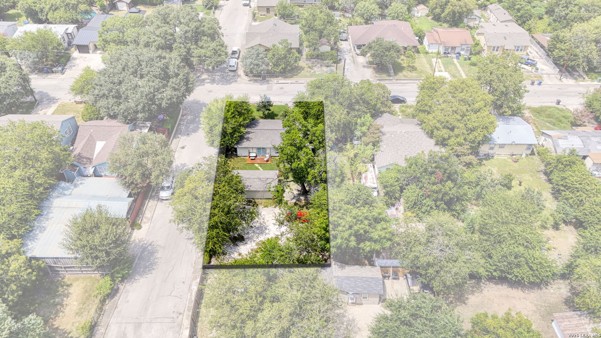 main property photo 39