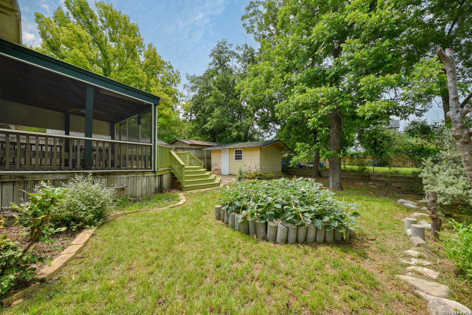 main property photo 16
