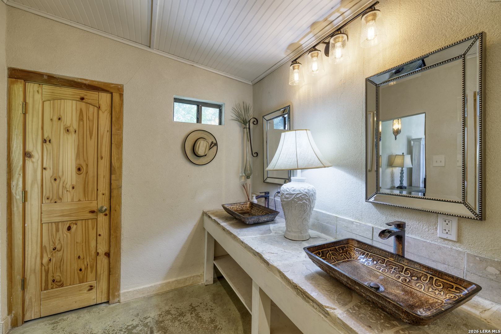 main property photo 62